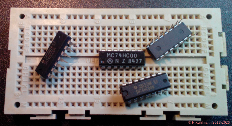 74HC00_DIL.png
